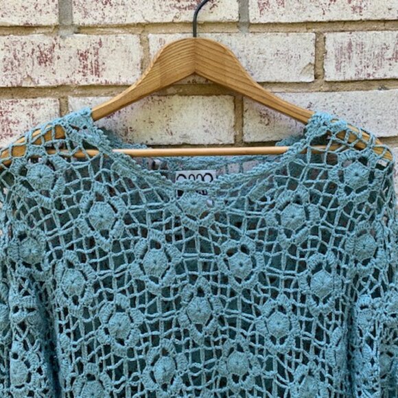 Anna Gray silk sweater - Picture 2 of 12